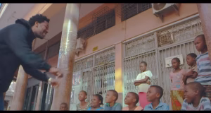 VIDEO: Madee – Hela (Official Video)