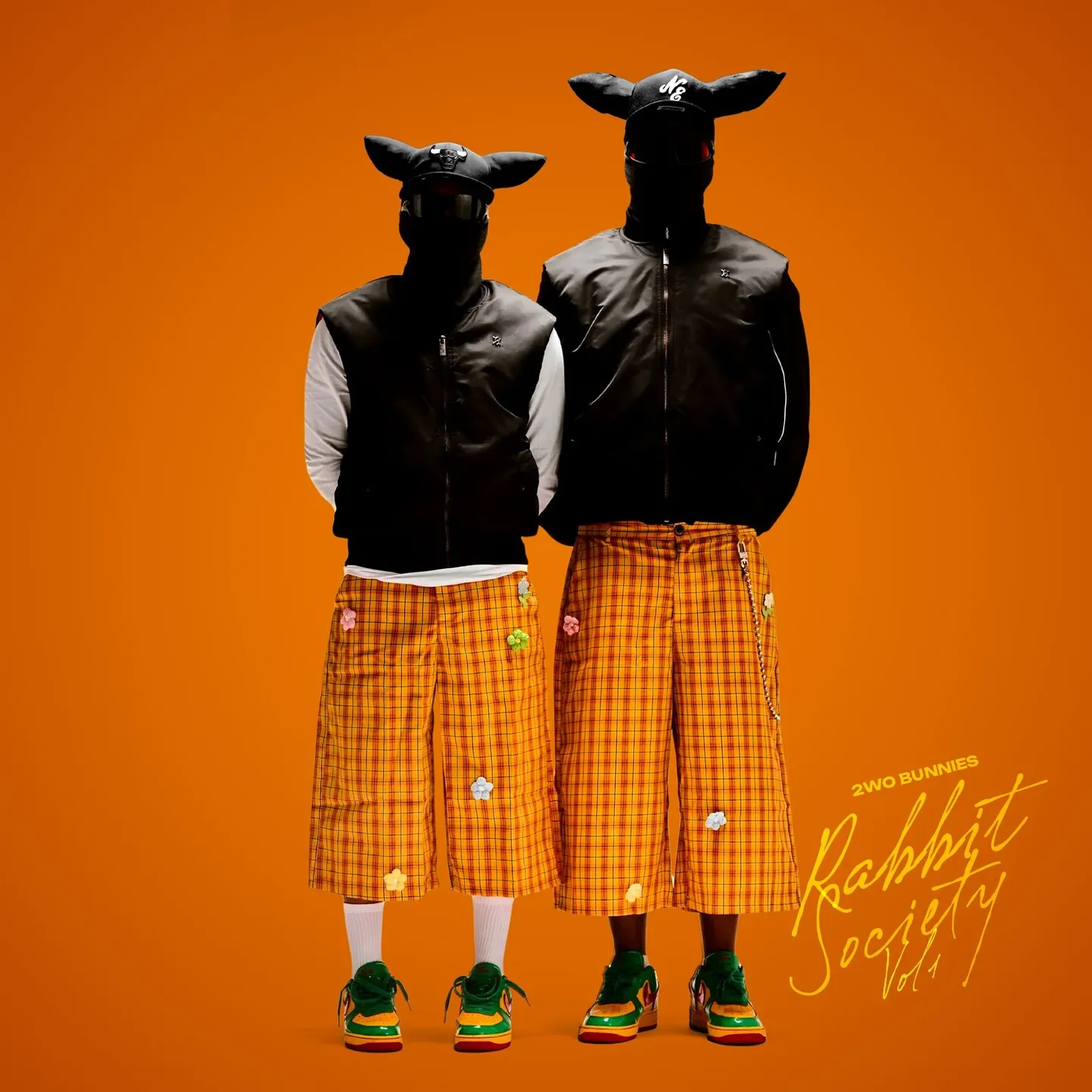 2woBunnies, Uncool MC & Poco Lee Ft Nevrr49 & PXB DJS – Busiswa AUDIO 2woBunnies, Uncool MC & Poco Lee Ft Nevrr49 & PXB DJS – Busiswa Mp3 Download Side Makini Blog